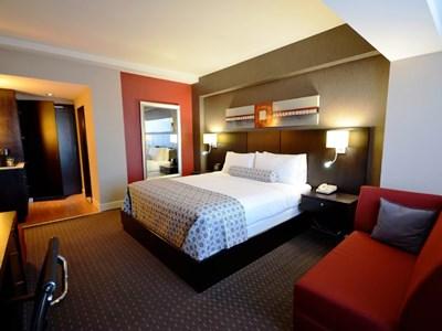 Armon Plaza Airpt, Trademark Collection By Wyndham Hotel Montréal