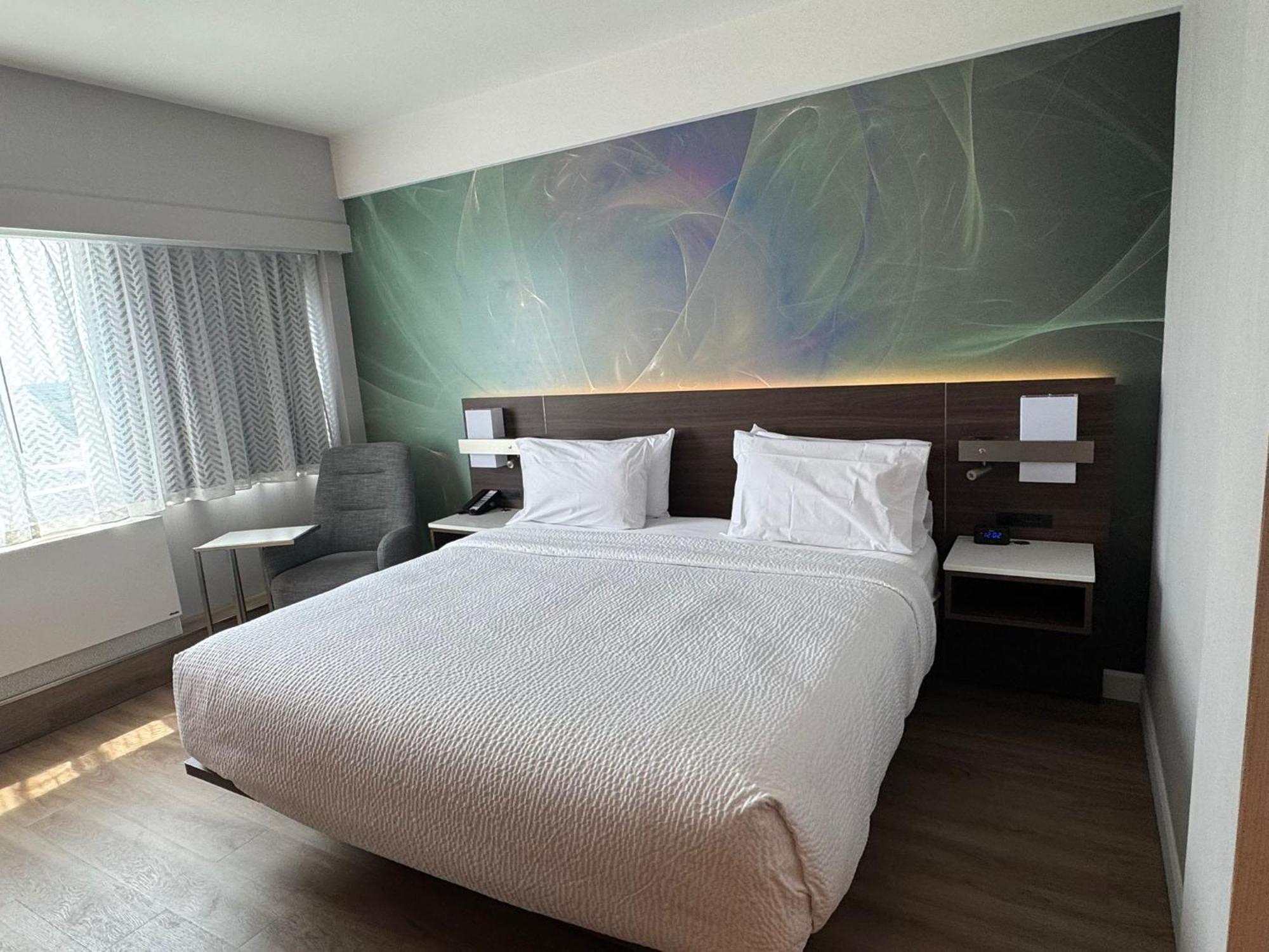 Hotel Armon Plaza Airpt, Trademark Collection By Wyndham